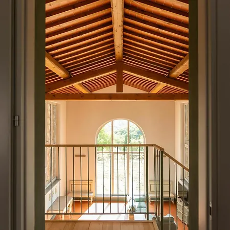 בית נופש Renovated Barn Among Chianti Vineyards